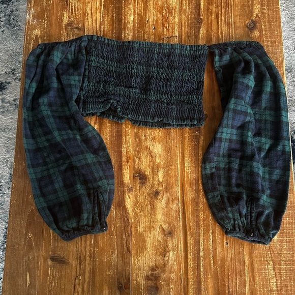 FashionNova plaid crop top - Picture 3 of 3